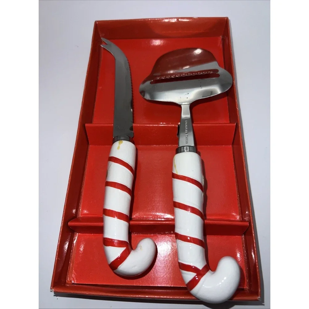 Vintage Hand Painted Ceramic‎ Handled Cheese Cutting Christmas Set Of 2